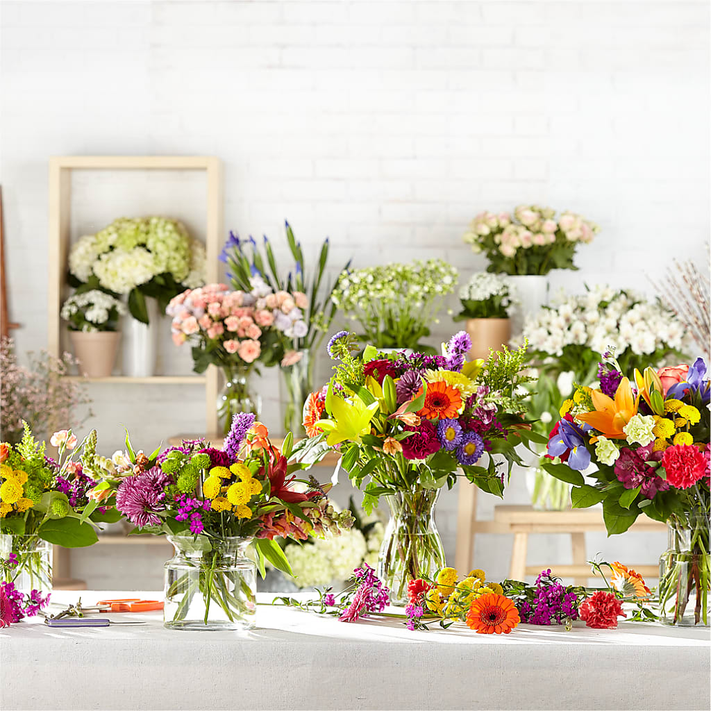 Bold & Bright – A Florist Original – BILLY'S WITTENBERG FLORAL, Wittenberg WI