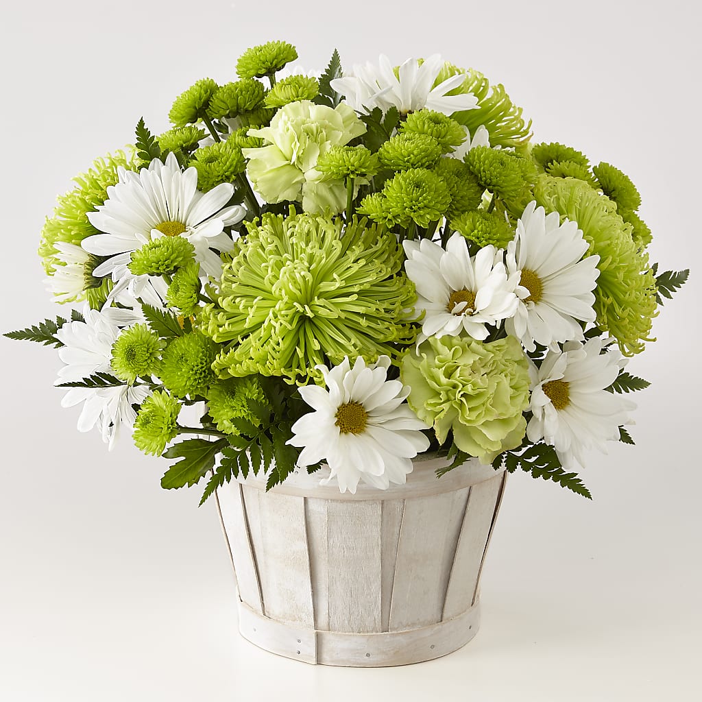 Lucky Charm Basket (Standard) – BILLY'S WITTENBERG FLORAL, Wittenberg WI