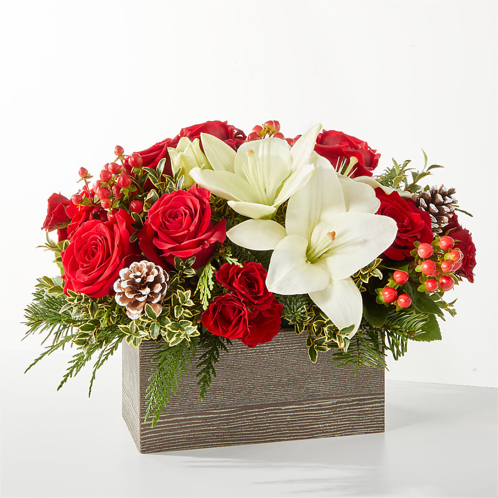 Snowy Wonderland Bouquet – BILLY'S WITTENBERG FLORAL, Wittenberg WI