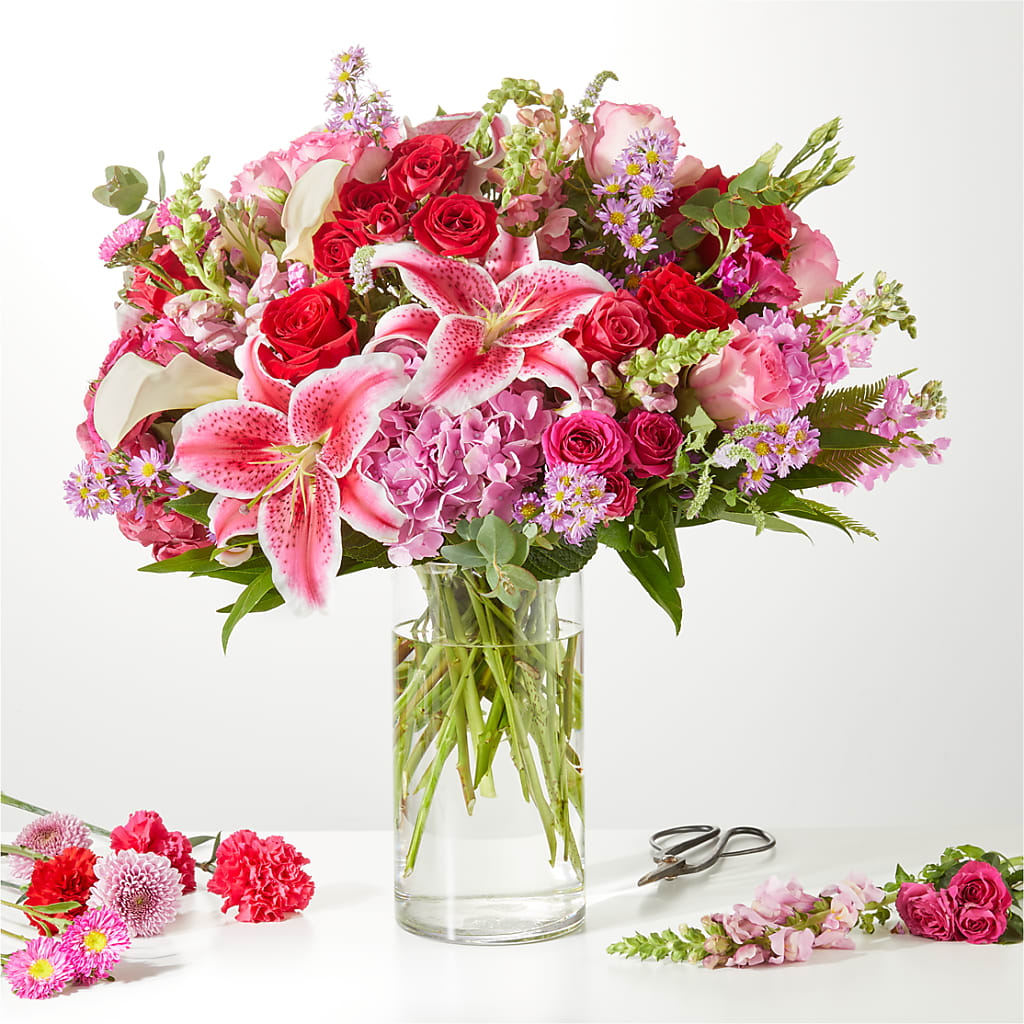 Swooning Over You - A Luxury Florist Original – BILLY'S WITTENBERG FLORAL, Wittenberg WI