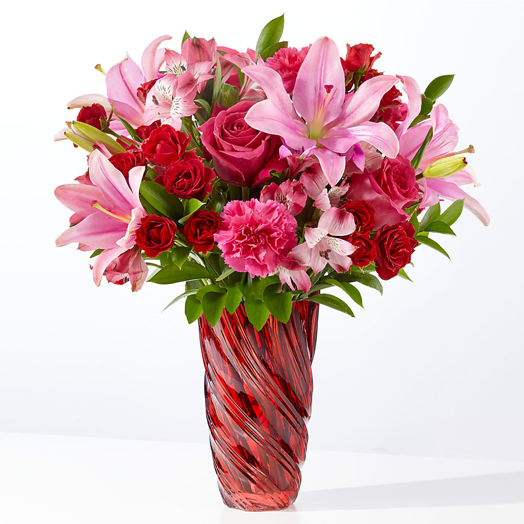 In Love Bouquet with Luxe Swirl Vase – BILLY'S WITTENBERG FLORAL, Wittenberg WI