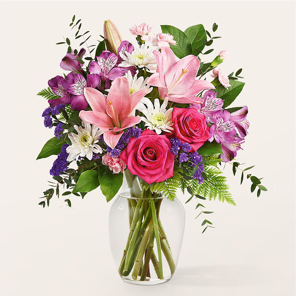Lace & Pearls Bouquet – BILLY'S WITTENBERG FLORAL, Wittenberg WI