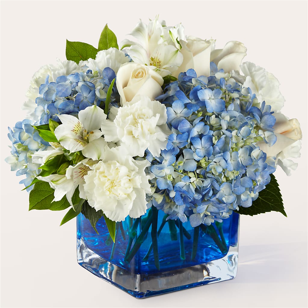 Soothing Waters Bouquet – BILLY'S WITTENBERG FLORAL, Wittenberg WI