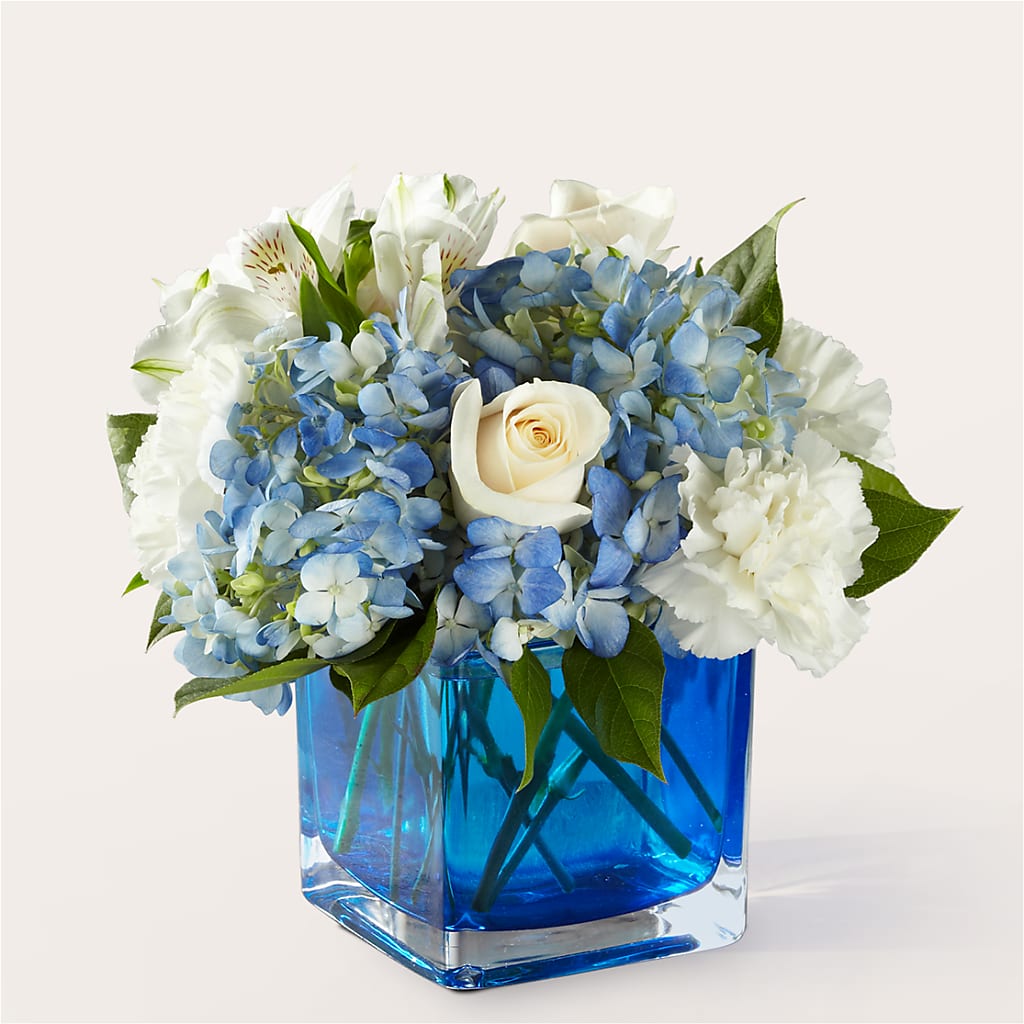 Soothing Waters Bouquet – BILLY'S WITTENBERG FLORAL, Wittenberg WI