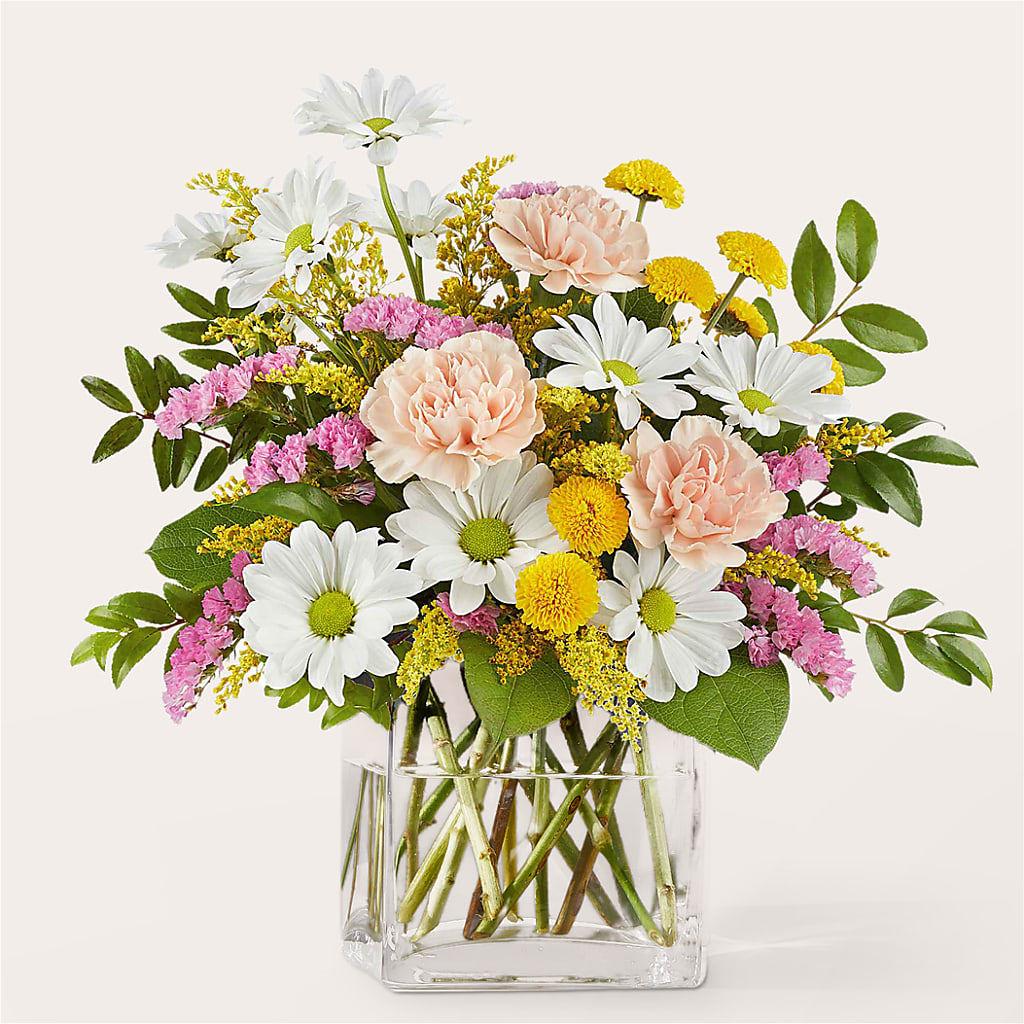 Country Cottage Bouquet – BILLY'S WITTENBERG FLORAL, Wittenberg WI