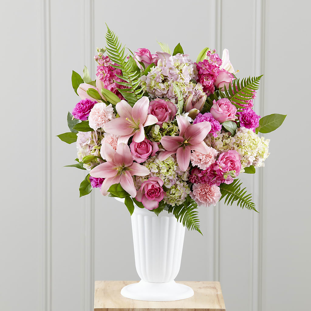 Never-Ending Love Arrangement – BILLY'S WITTENBERG FLORAL, Wittenberg WI