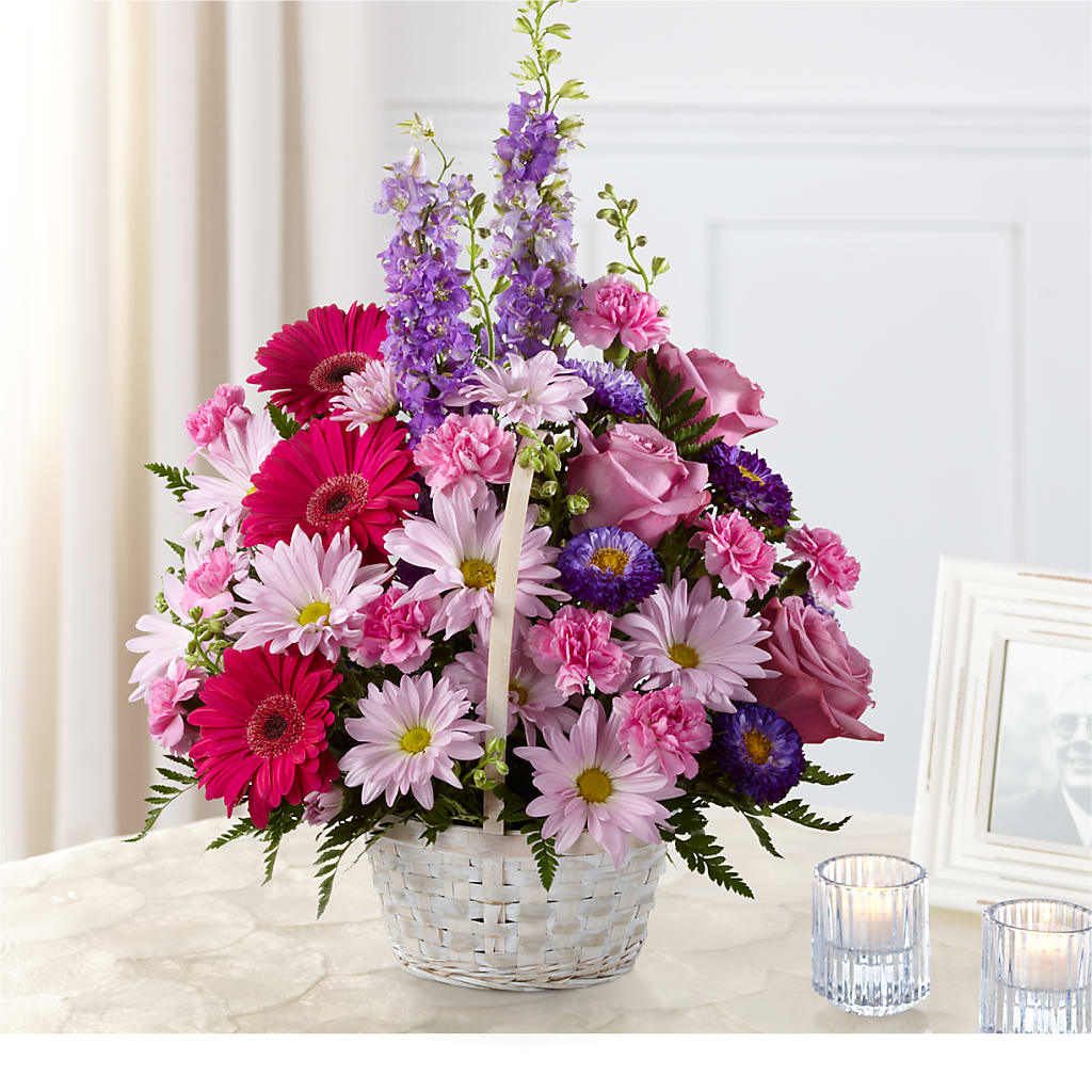 Pastel Peace Basket – BILLY'S WITTENBERG FLORAL, Wittenberg WI
