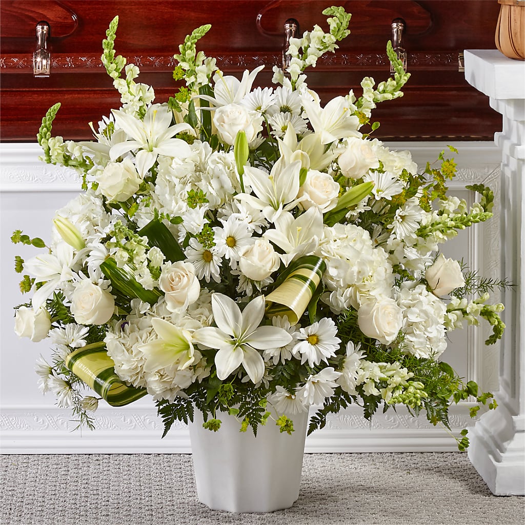 Thoughts of Tranquility Floor Basket – BILLY'S WITTENBERG FLORAL, Wittenberg WI
