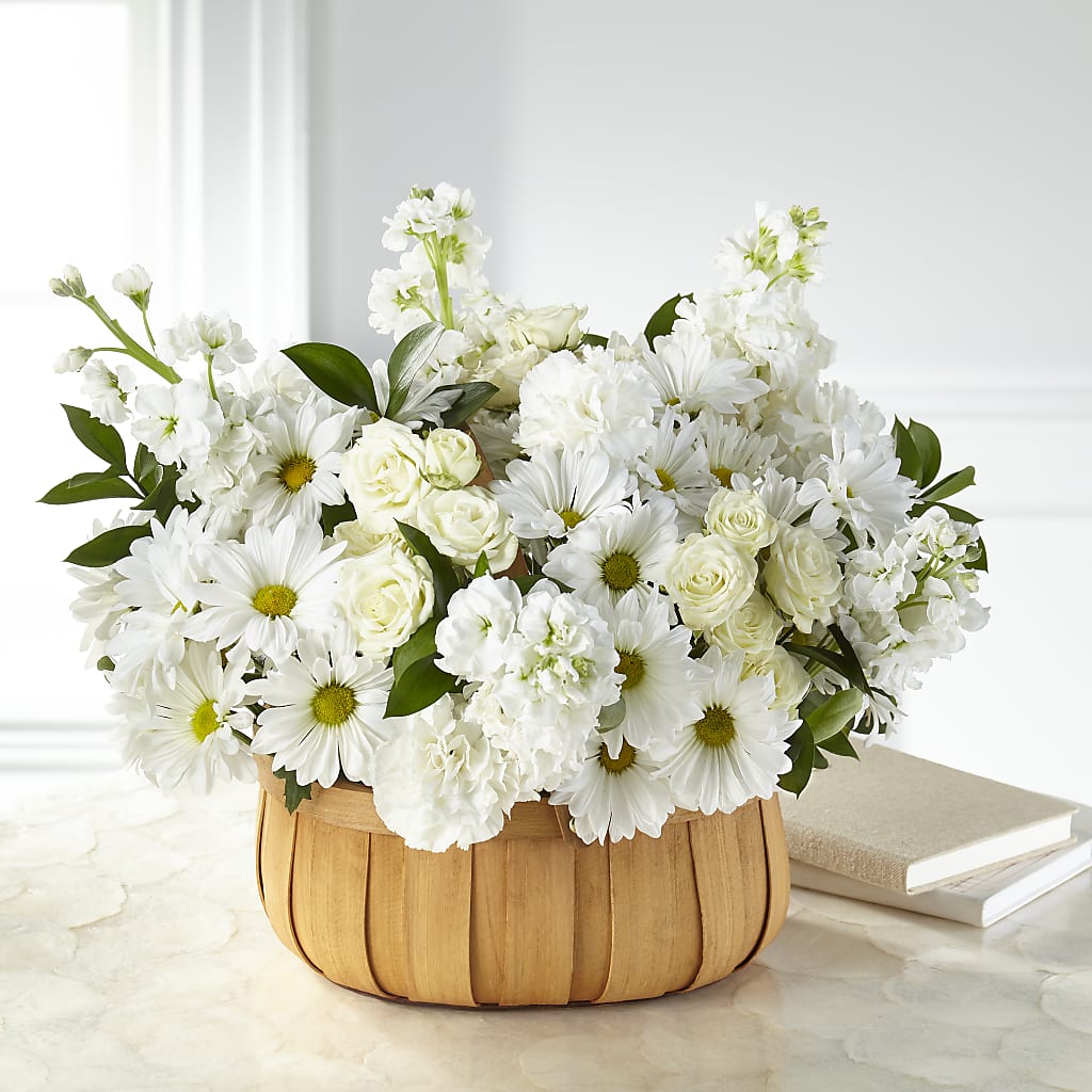 Graceful Garden Basket – BILLY'S WITTENBERG FLORAL, Wittenberg WI