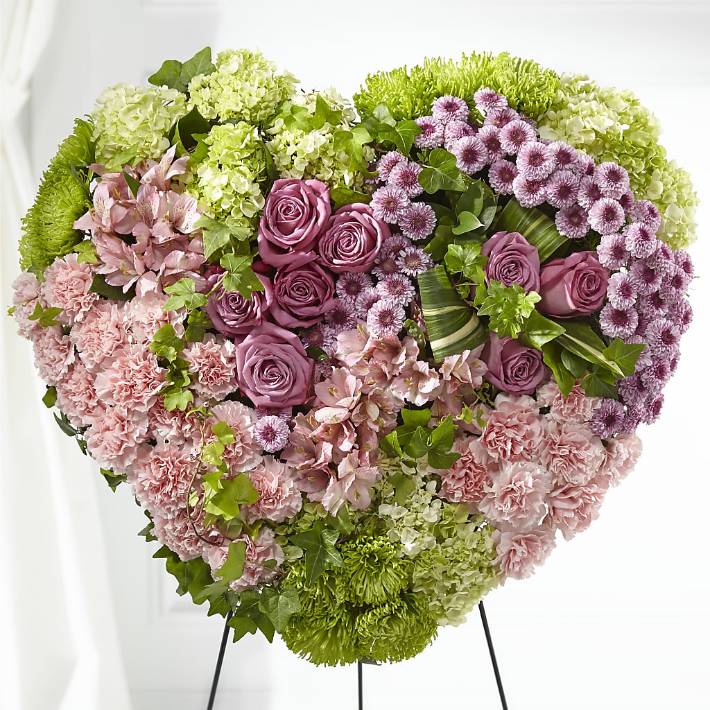 Heartwarming Standing Heart – BILLY'S WITTENBERG FLORAL, Wittenberg WI