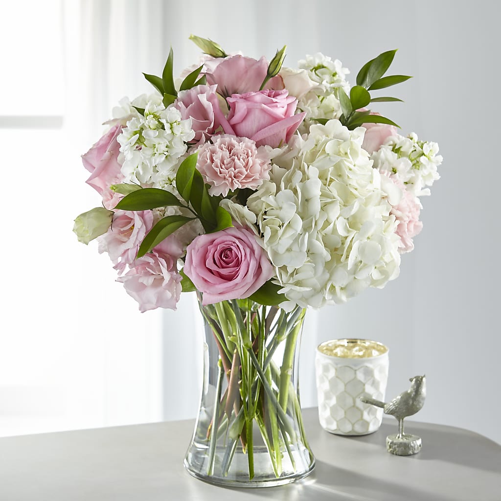 Guiding Grace Bouquet – BILLY'S WITTENBERG FLORAL, Wittenberg WI