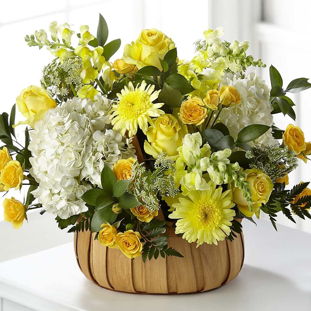 Rustic Remembrance Basket – BILLY'S WITTENBERG FLORAL, Wittenberg WI