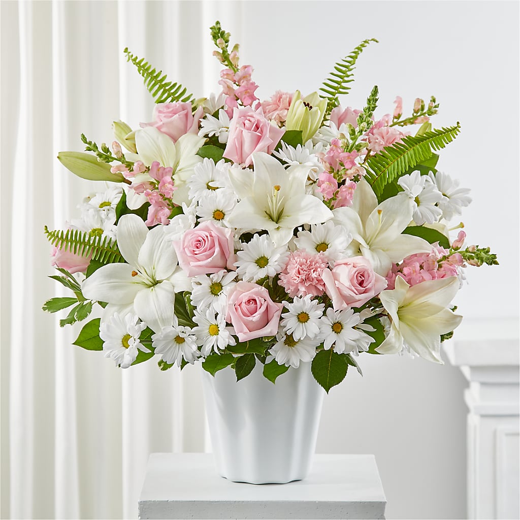 Soft Touch Tabletop Basket – BILLY'S WITTENBERG FLORAL, Wittenberg WI