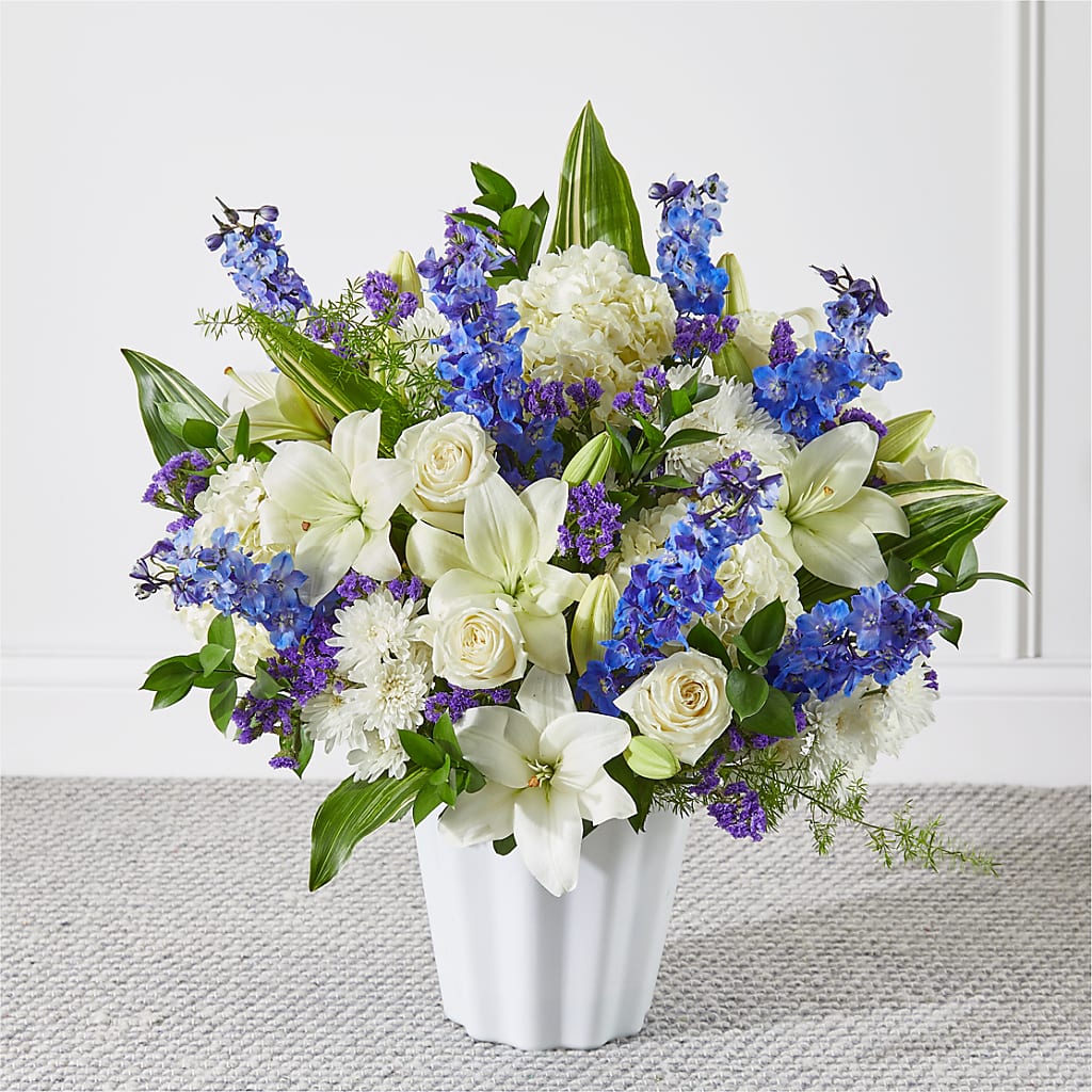 Take Comfort Floor Basket – BILLY'S WITTENBERG FLORAL, Wittenberg WI