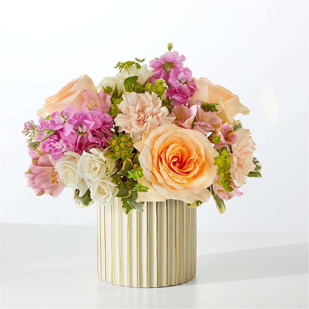 Paradise Bouquet with Ivory Vase – BILLY'S WITTENBERG FLORAL, Wittenberg WI