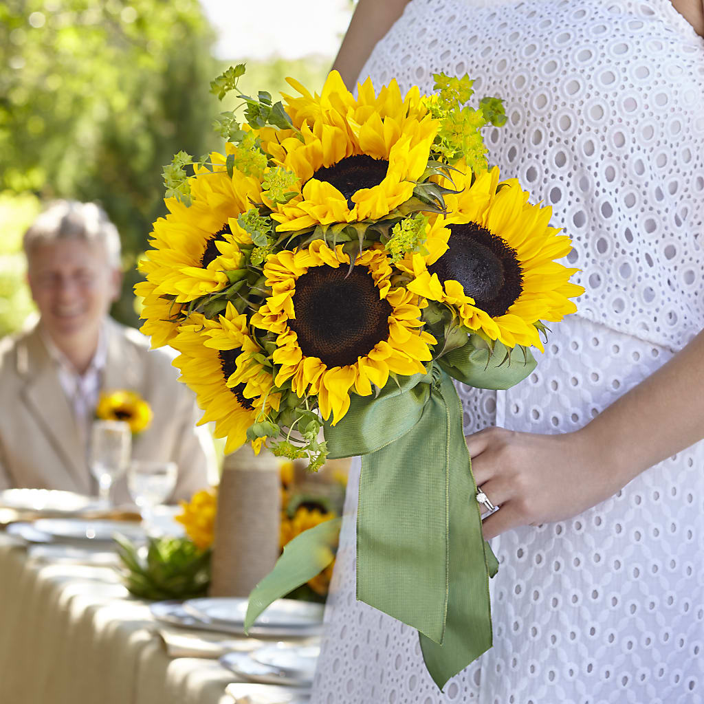 Free Spirit Bouquet – BILLY'S WITTENBERG FLORAL, Wittenberg WI