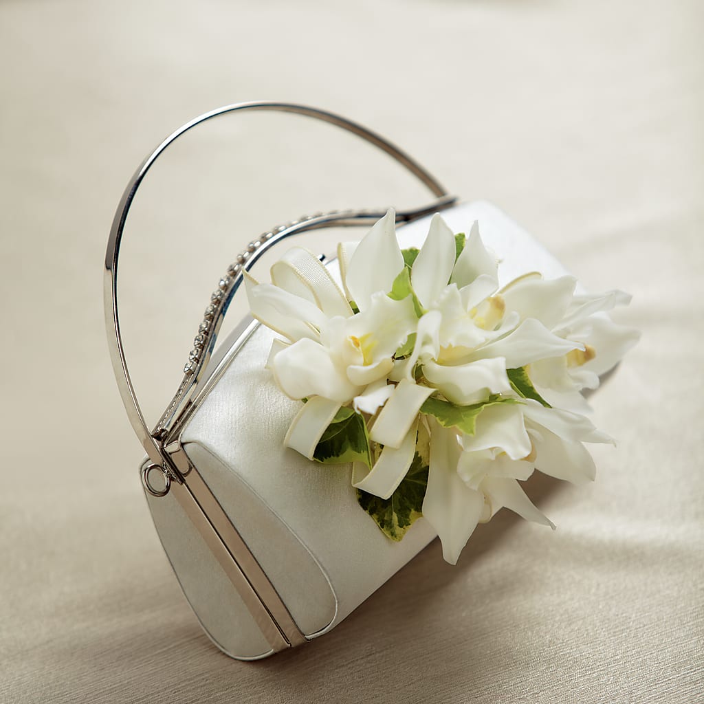 White Purse Decor – BILLY'S WITTENBERG FLORAL, Wittenberg WI
