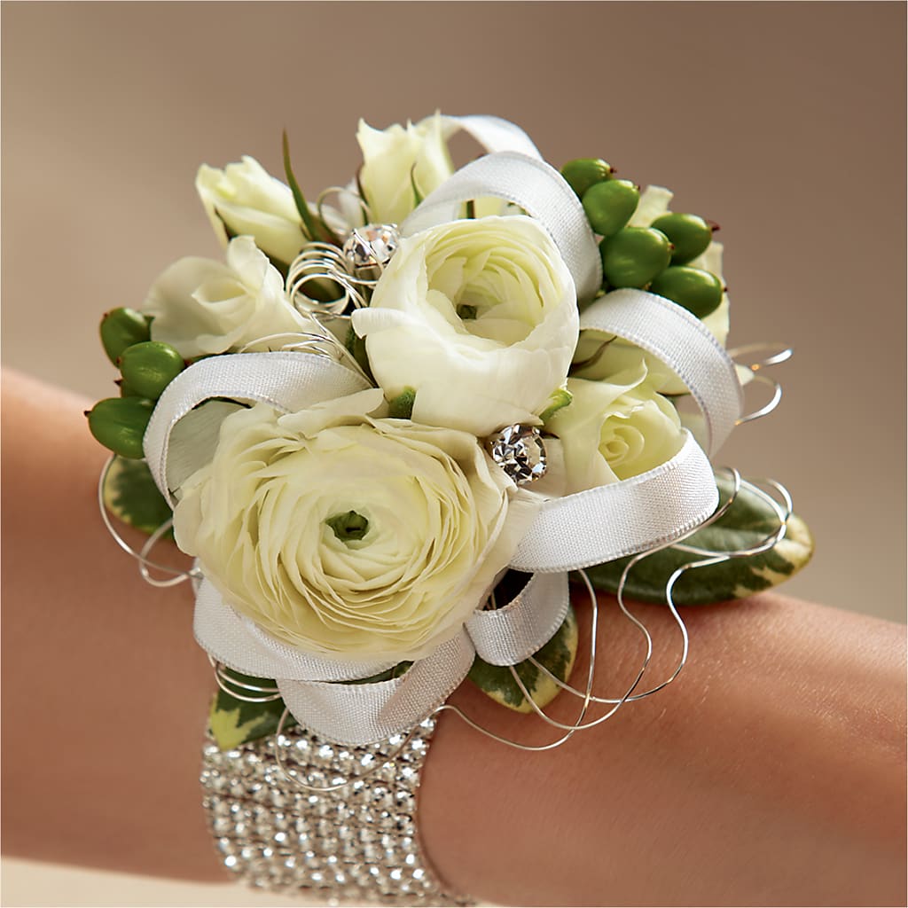 White Wedding Corsage – BILLY'S WITTENBERG FLORAL, Wittenberg WI
