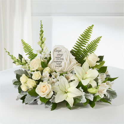 Holding You Close Arrangement – BILLY'S WITTENBERG FLORAL, Wittenberg WI