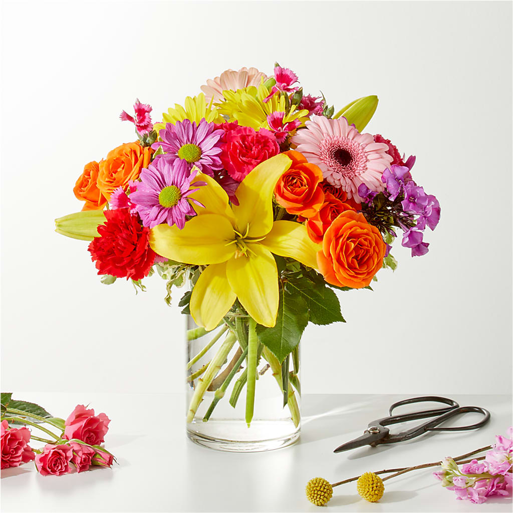 Cue the Confetti - A Florist Original – BILLY'S WITTENBERG FLORAL, Wittenberg WI