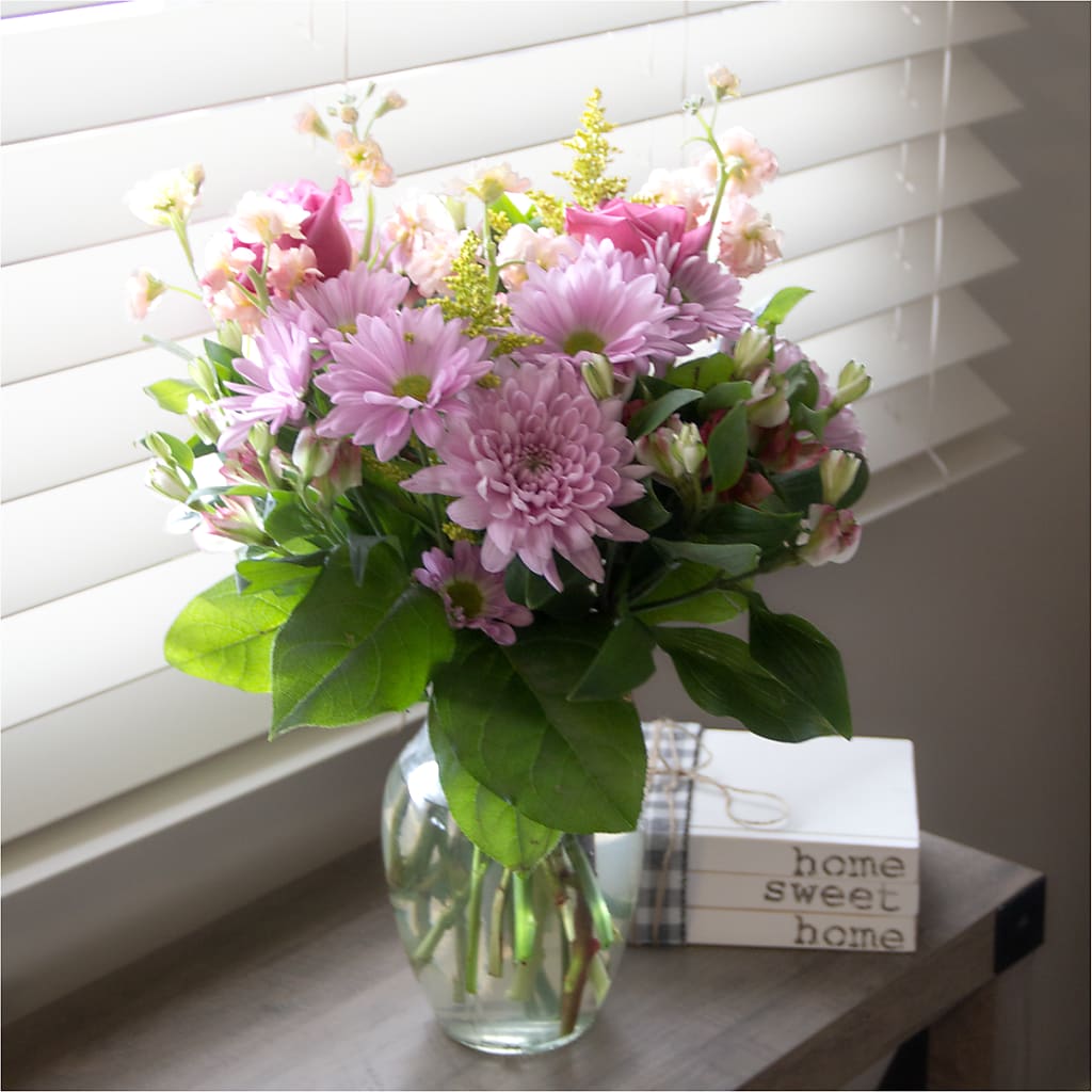 Pastel Tradition - A Florist Original – BILLY'S WITTENBERG FLORAL, Wittenberg WI