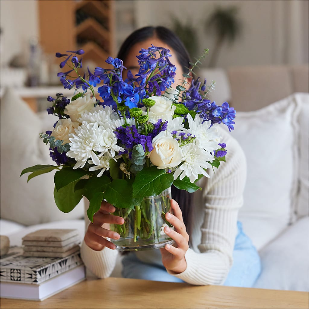 Cerulean Waves Bouquet – BILLY'S WITTENBERG FLORAL, Wittenberg WI
