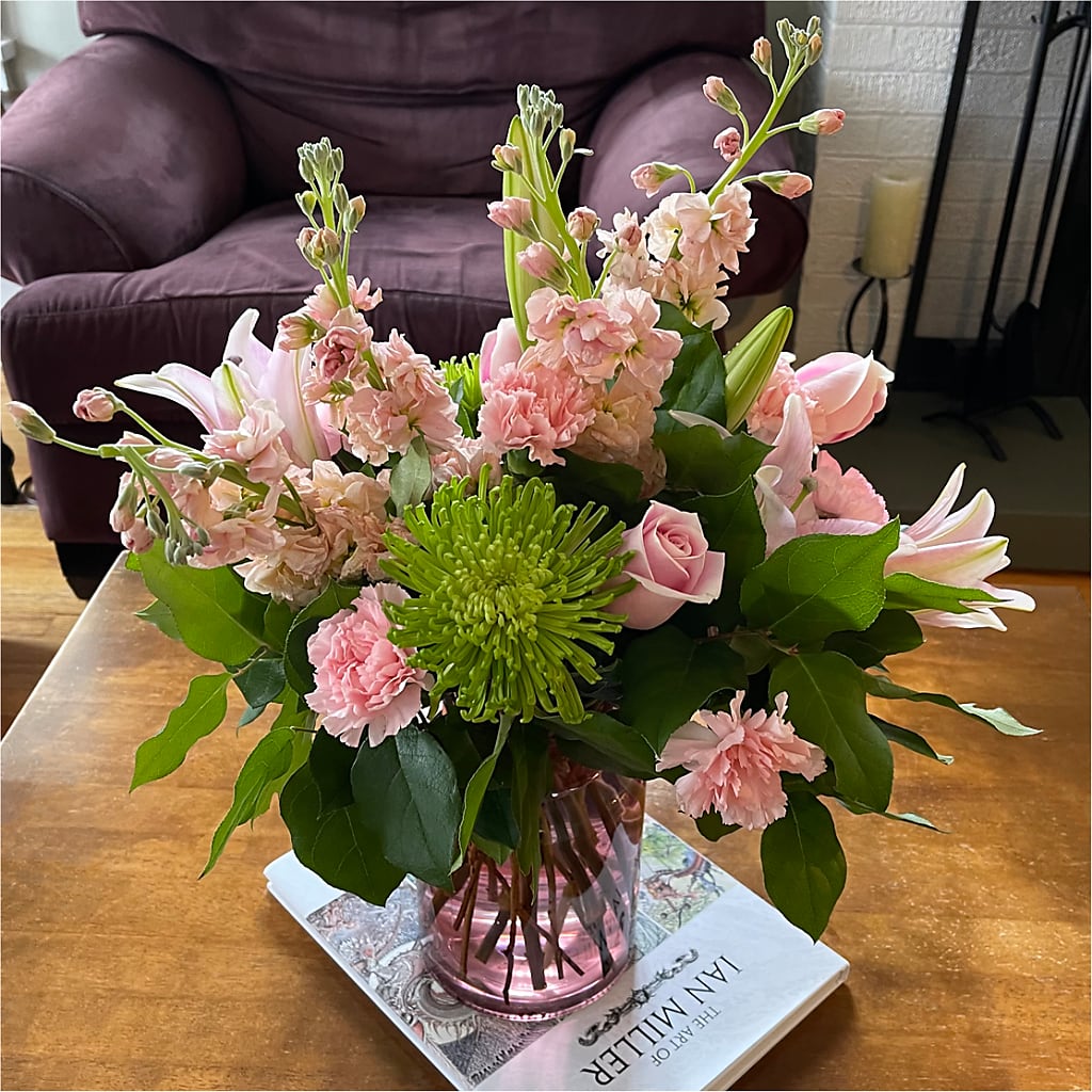 Pretty in Pink Bouquet – BILLY'S WITTENBERG FLORAL, Wittenberg WI