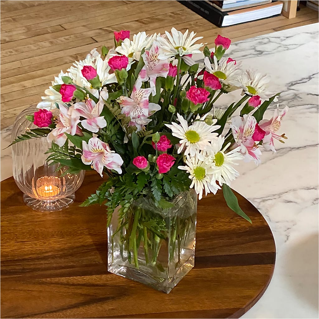 Sweet Surprises® Bouquet – BILLY'S WITTENBERG FLORAL, Wittenberg WI