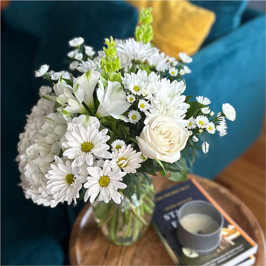 Classic Ivory – A Florist Original – BILLY'S WITTENBERG FLORAL, Wittenberg WI