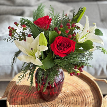 Evergreen Delight Bouquet – BILLY'S WITTENBERG FLORAL, Wittenberg WI