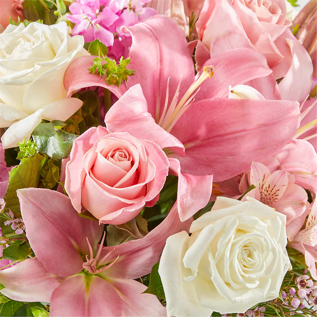 Ethereal Beauty Bouquet – BILLY'S WITTENBERG FLORAL, Wittenberg WI