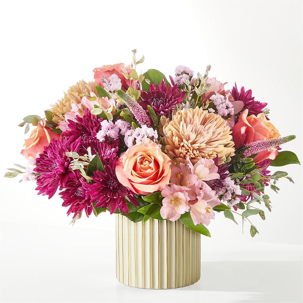 Berry Cobbler Bouquet with Ivory Vase – BILLY'S WITTENBERG FLORAL, Wittenberg WI