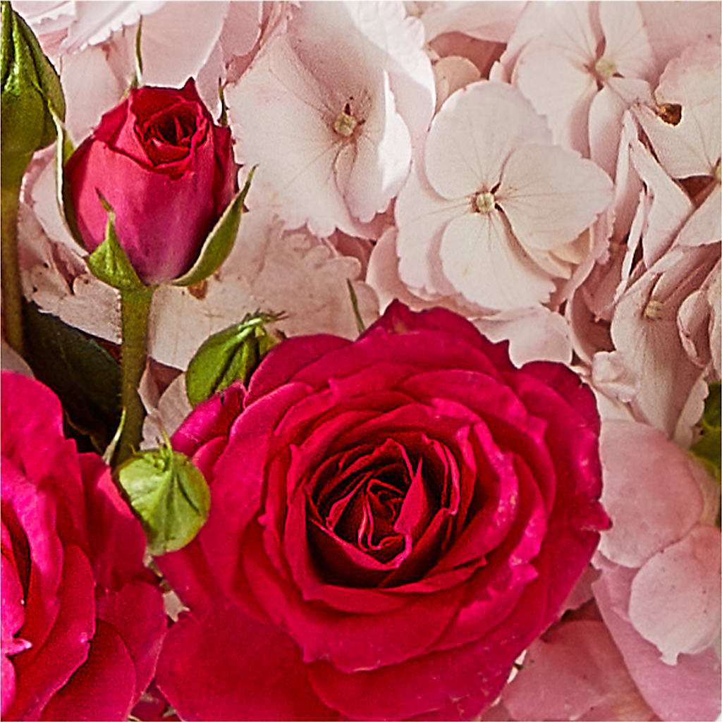 Glitz & Glam Bouquet – BILLY'S WITTENBERG FLORAL, Wittenberg WI