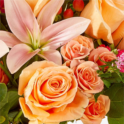 Bisous Bouquet – BILLY'S WITTENBERG FLORAL, Wittenberg WI